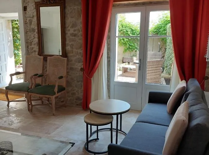 Le Logis Des Remparts A L'Interieur De La Cite Medievale, Jardin Prive, Parking Inclus